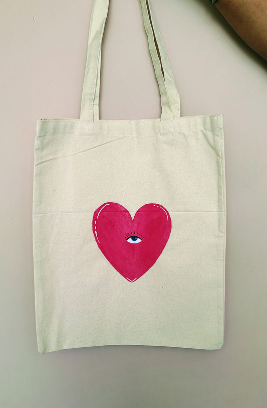 Eye-catching love Tote Bag